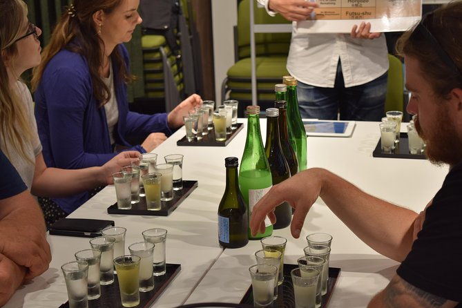 1.5-Hour Kyoto Insider Sake Experience with 7 Tastings & Pairings - The 90-minute tasting, from first pour to final notes