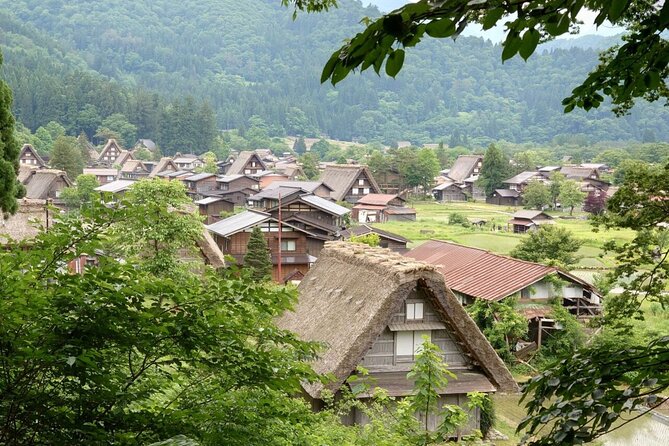 1-Day Takayama Tour: Explore Scenic Takayama and Shirakawago - Why this Takayama and Shirakawa-go pairing works