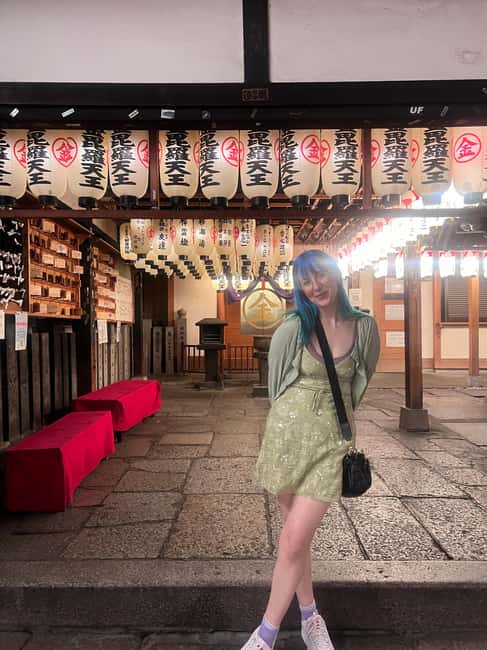 3.5h Osaka Night guided Local Bar Hopping, Sake & Karaoke - What the full price really means