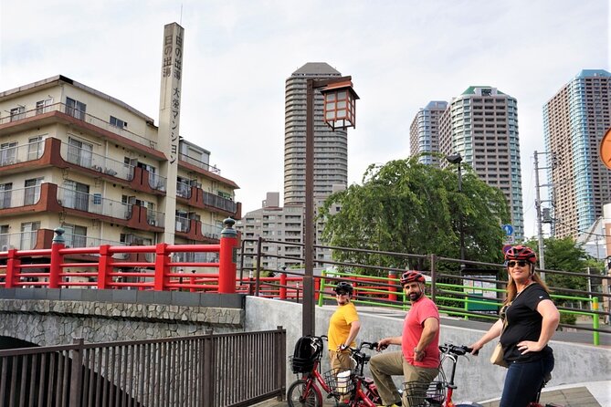 3h Tokyo E-Bike Tour: Hidden Gems, and Local Life with guide - Ginza back streets and Tsukiji food culture