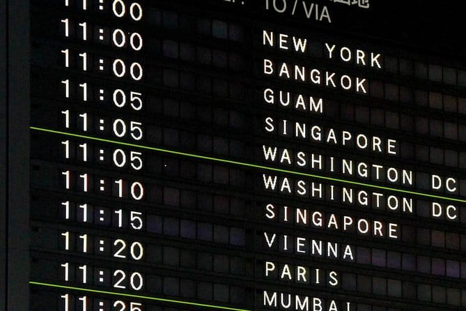 Airport Shuttle Arrival Transfer : from Haneda Airport to Tokyo City - Meeting your driver after Haneda arrivals