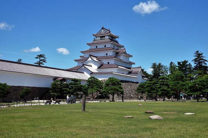 Aizu 4hr Private Tour with Government-Licensed Guide - Higashiyama Onsen, a one-hour change of mood