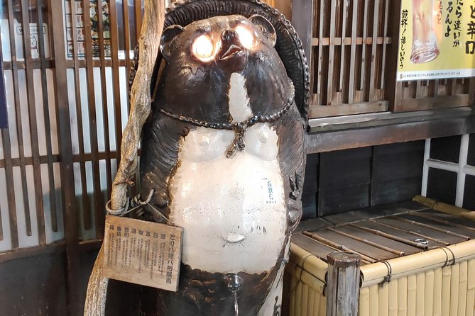 All-inclusive Hiroshima Nighttime Food and Cultural Immersion - Why the guides matter so much