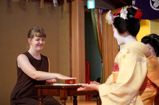 Authentic Maiko Experience&Kyoto Dinner (Free drink) at Noh Stage - Introductions, kimono details, and useful questions