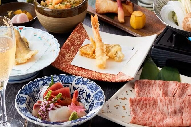 Authentic Maiko Experience&Kyoto Dinner (Free drink) at Noh Stage - The two-shot photo without losing the human connection