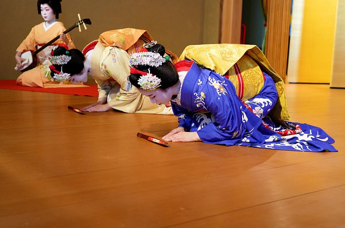 Authentic Maiko Experience&Kyoto Dinner (Free drink) at Noh Stage - Does the $150 price offer fair value?