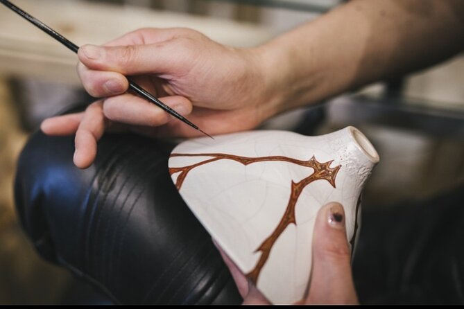 Authentic Pure Gold Kintsugi Workshop with Master Taku in Tokyo - What the hands-on lesson is really like