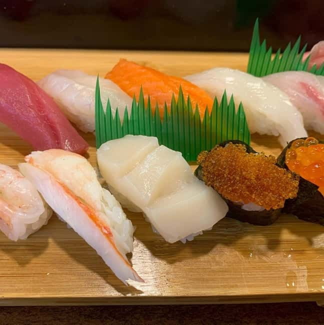 Authentic Sapporo: Nijo Market Seafood Lunch & History Tour - Crossing Sosei Bridge to Hokkaido Jingu Tongu