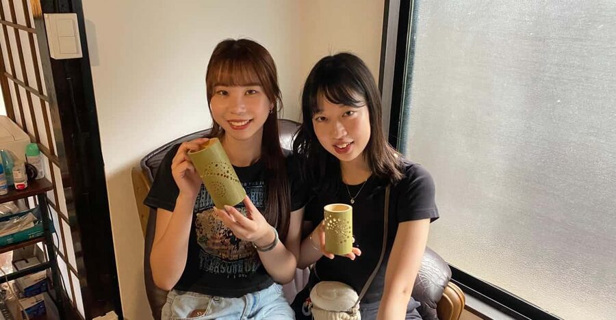 Beppu: Bamboo Lantern Workshop - A calm hour with Masa and Ena