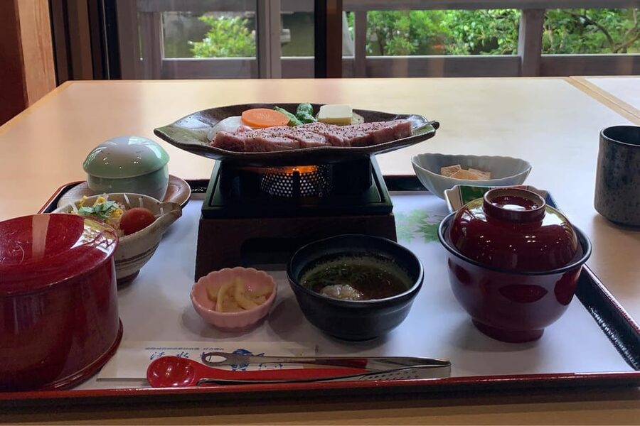 Best of Himeji Castle: 3hr Tour with Licensed Guide - Who will enjoy this Himeji experience most