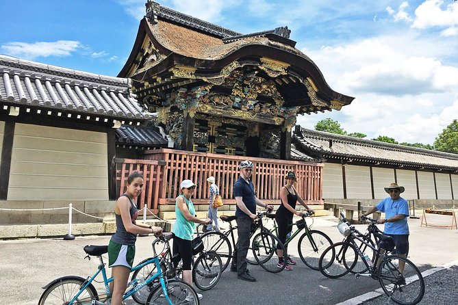 Bike Tour Exploring North Kyoto plus Lunch - Nishi Honganji: a powerful first temple stop