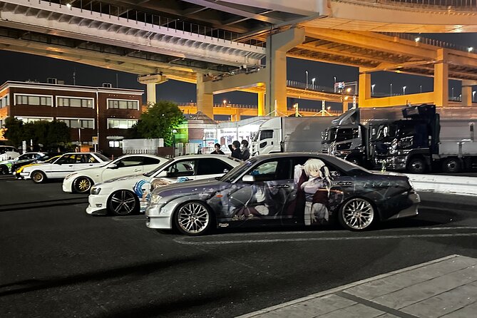 Daikoku Car Club Temporary Membership - Tokyo Tower for a quick photo