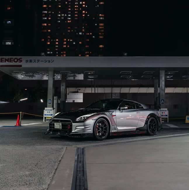 Daikoku & Tokyo JDM Night Tour in R34 or TopSecret R35 GT-R - The Tokyo hotel pickup sets the tone