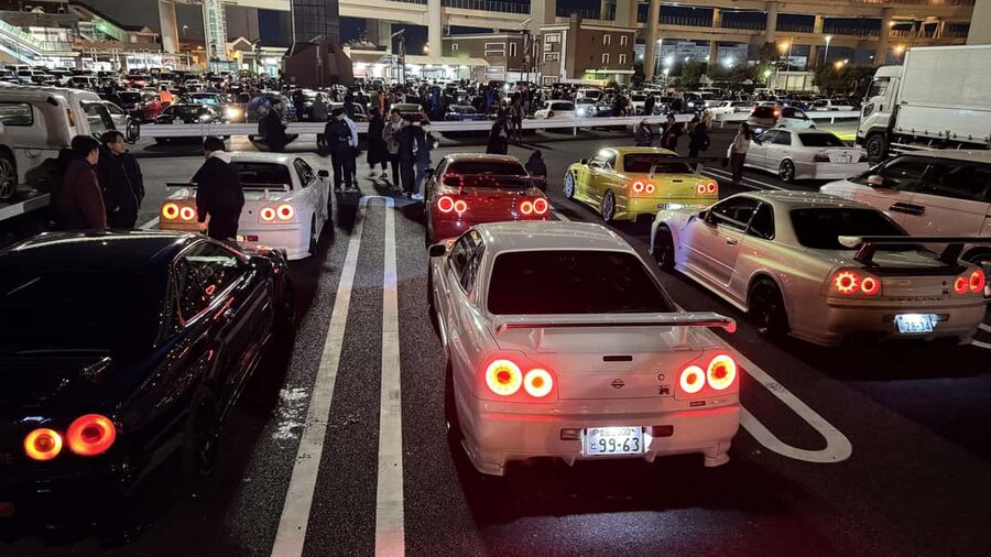 Daikoku & Tokyo JDM Night Tour in R34 or TopSecret R35 GT-R - Choosing between the R34 and R35