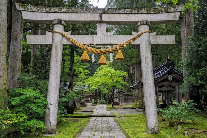 Day Tour from Kanazawa OR Toyama: Snow Wall and Mysterious Valley - Reaching Murodo on the Roof of Japan