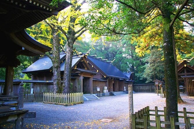 Day Tour to Miyazaki Takachiho Gorge & Shrine depart from Fukuoka - What to eat, carry, and wear