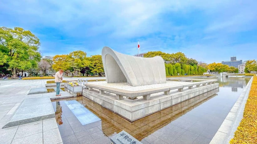 Day Trip to Hiroshima & Miyajima with Itsukushima Shrine - Deer, food, and the limits of free time