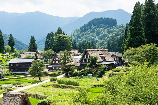 Departing from Takayama [Regular sightseeing bus] World Heritage Sites Shirakawago and Gokayama Ainokura - Ainokura: a quiet first look at Gokayama