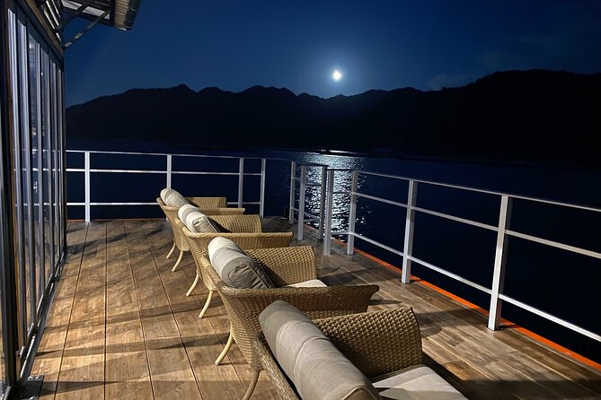 Dinner Cruise on HANAIKADA (Raft-Type Boat) with Scenic View of Miyajima - From JR Onoura Station to the port