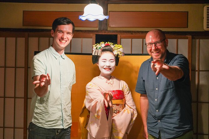 Dinner with Maiko in a Traditional Kyoto Style Restaurant Tour - Meeting the maiko and learning what her work involves