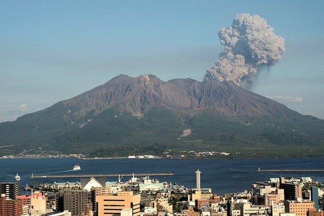 Discover the Wonders of Sakurajima Half Day Tour in Kagoshima - Yunohira Lookout and the best volcano view