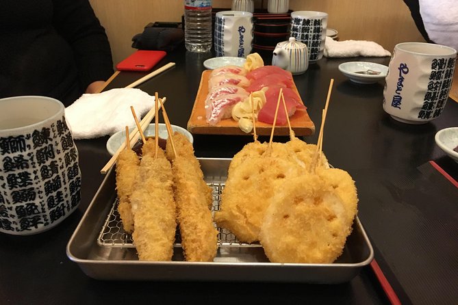 Eat, Drink & Cycle: Osaka Foodie Bike Tour - What the guides add to the experience
