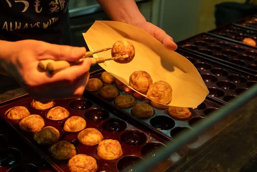 Eat Our Favorites! Osaka’s Backstreet Dining - The three-hour pace and what it means for you