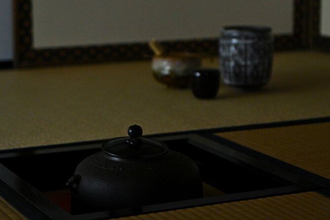 Experience a tea ceremony in an authentic tearoom, in Kyoto! - Making your own matcha