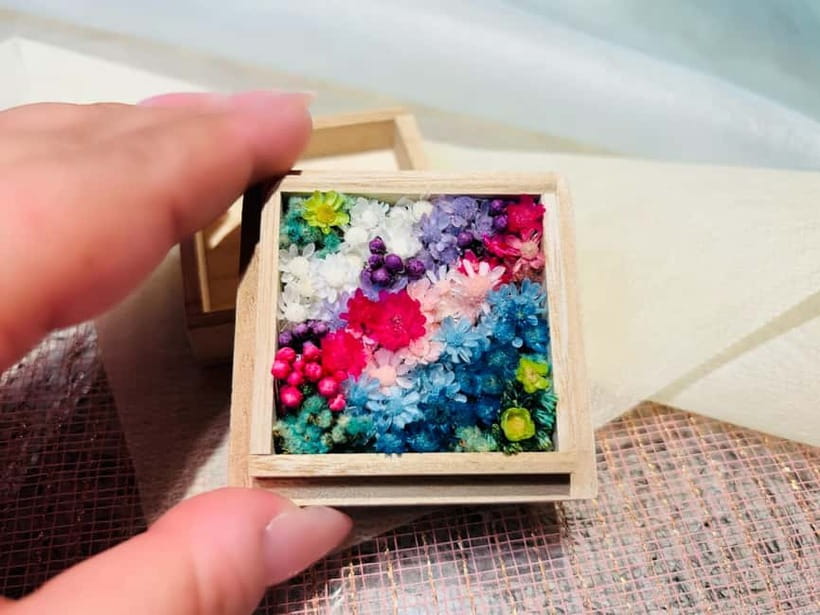 Experience Crafting a Flower-Adorned Mini Japanese Garden - Why the cafe setting works