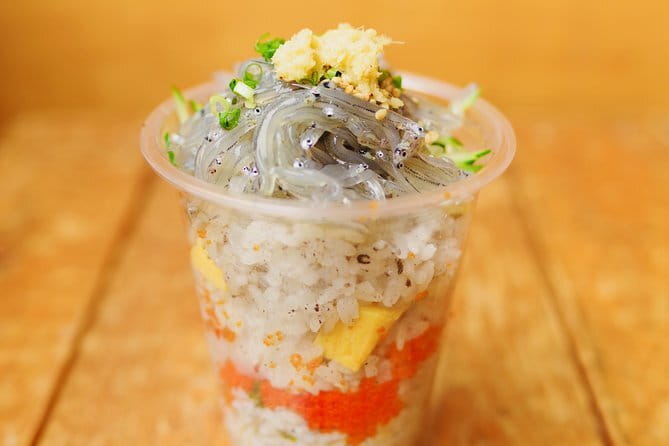 First time in Kamakura? Enjoy a Tour of All Must-sees! - Tsurugaoka Hachimangu connects the city to Kamakura’s past