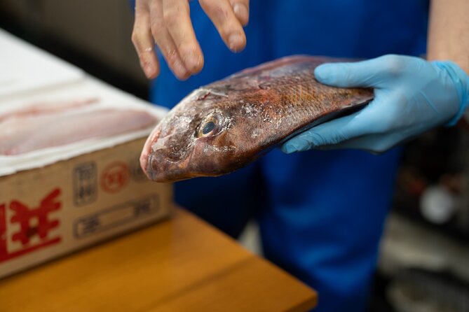 Fish Cutting workshop in Kyoto Japan - What the small group changes