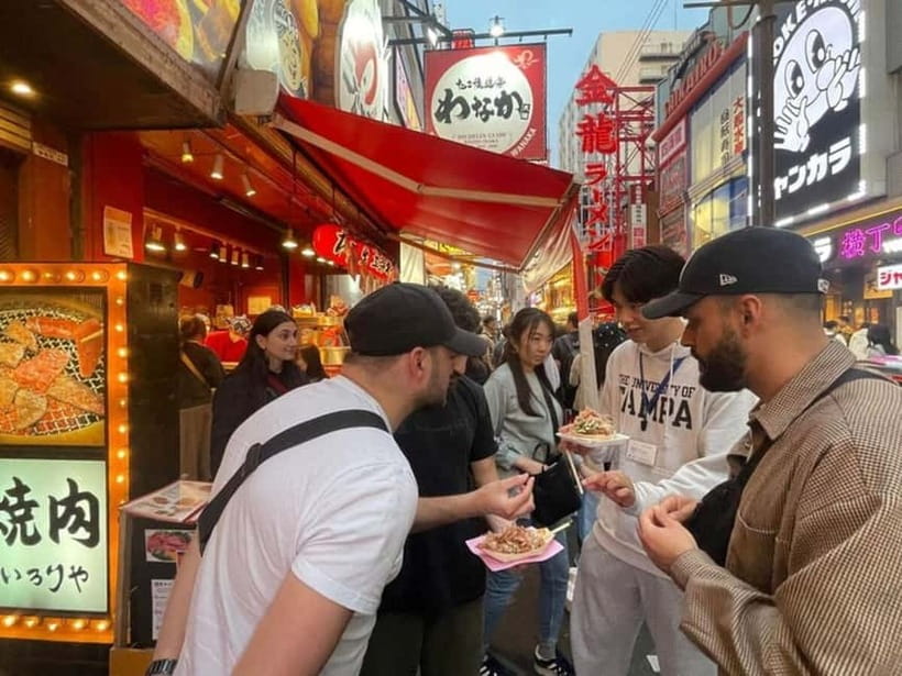 Food crawl: Discover Osaka’s soul with every step! - Small group benefits, with one practical limit