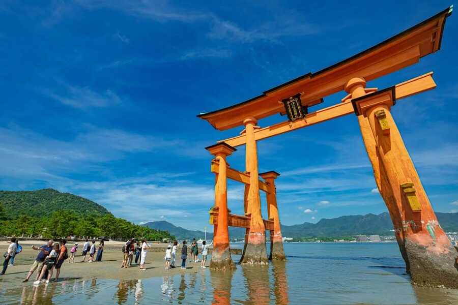 From Hiroshima: Miyajima Island Day Trip with Ropeway Ride - Meeting at Hiroshima Station