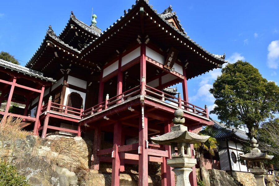 From Hiroshima: Rabbit Island and Takehara Town Tour - Okunoshima’s dark past beside its friendly rabbits