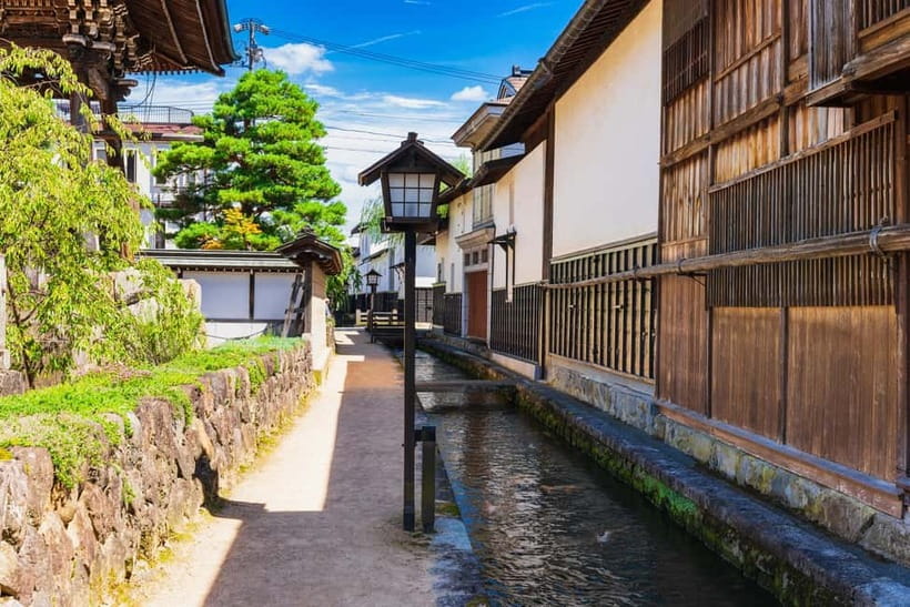 From Nagoya: Gujo, Hida Takayama, and Shirakawa-go Day Tour - Booking details worth knowing