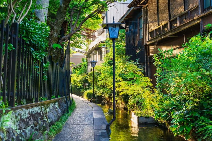 From Nagoya: Gujo, Hida Takayama, and Shirakawa-go Day Tour - Shirakawa-go and the famous steep roofs