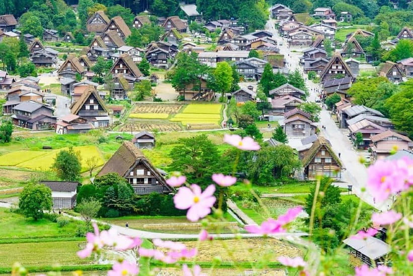 From Nagoya: Shirakawa-go & Hida-Takayama Full Day Trip - The road to Shirakawa-go