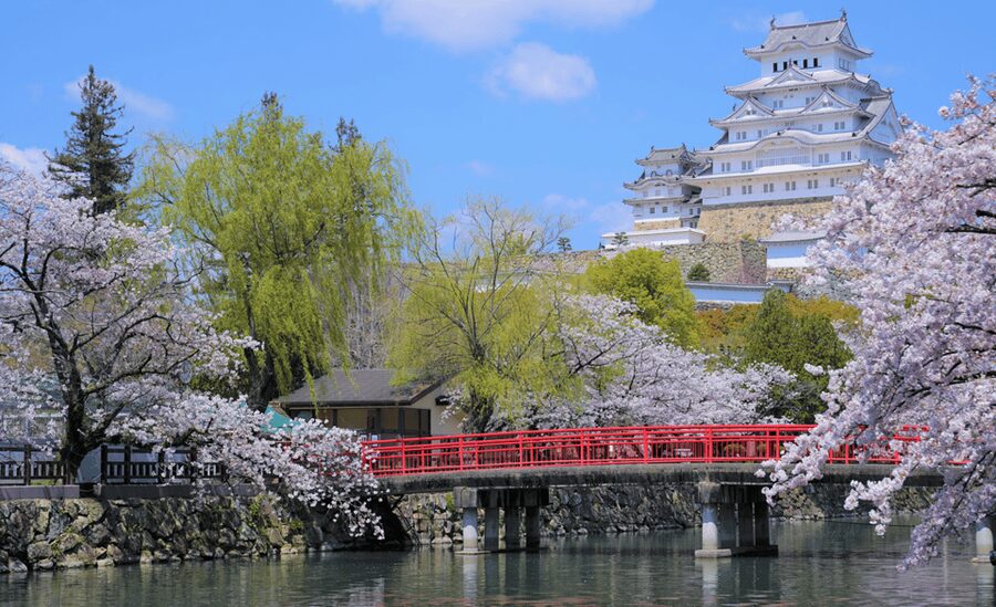 From Osaka: Himeji Castle, Arima Onsen & Mt. Rokko Day Tour - Koko-en Garden: the calmer hour beside the castle