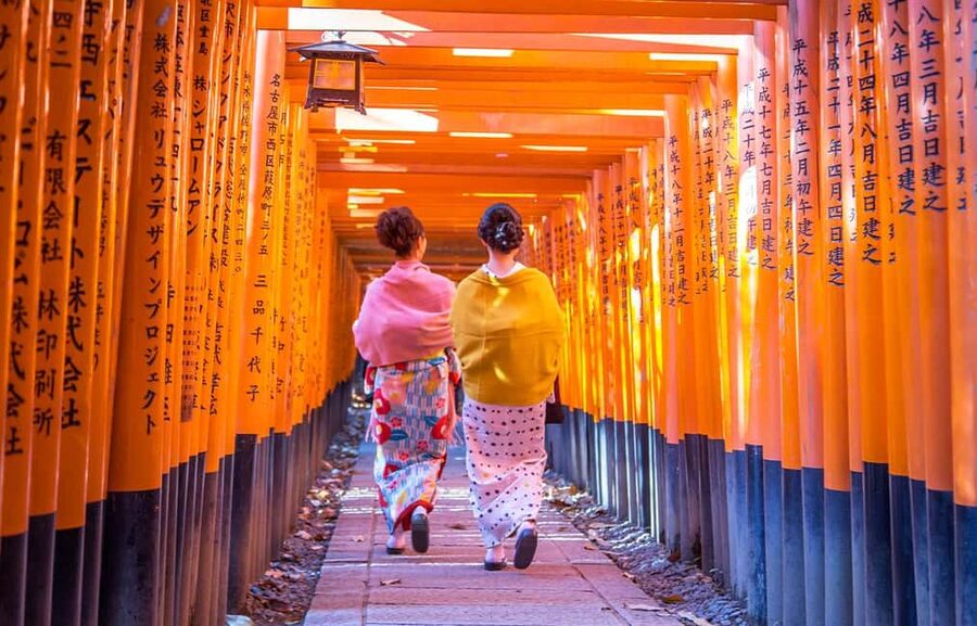 From Osaka: Kyoto, Nara, Fushimi Inari & Arashiyama Day Tour - Fushimi Inari and the first red gates