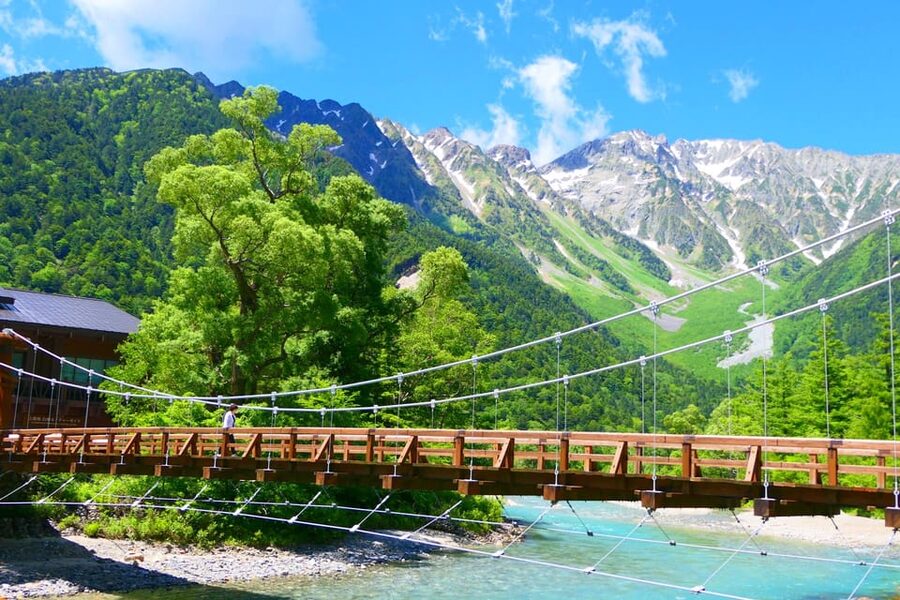 From Takayama: Shinhotaka Ropeway and Kamikochi tour - The alpine park above the ropeway