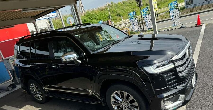 From Tokyo: Mt Fuji Private Day Tour In Luxury Land Cruiser - Kitaguchi-hongu Fuji Sengen Shrine