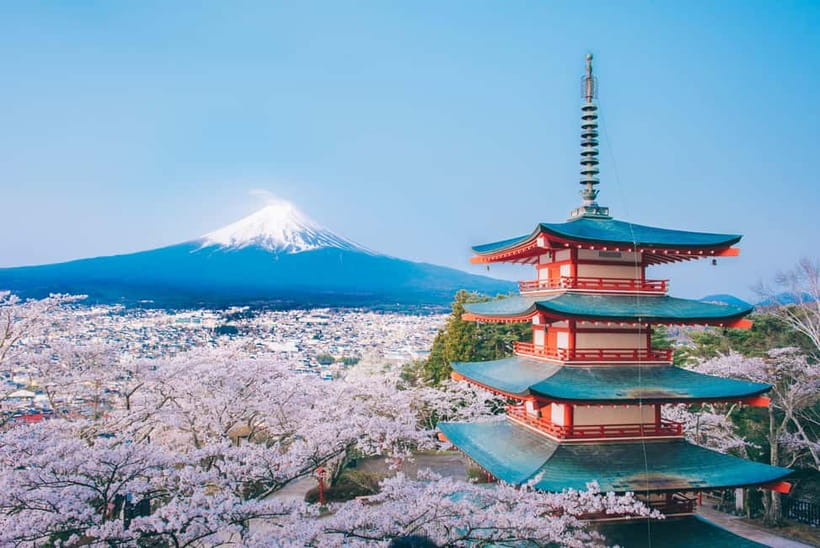 From Tokyo: Must-Visit Mount Fuji Highlight Full-Day Tour - Arakurayama Sengen Park and the Chureito climb