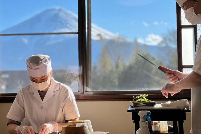 Fujisan Sushi Making Lesson - What you learn from the professional chef