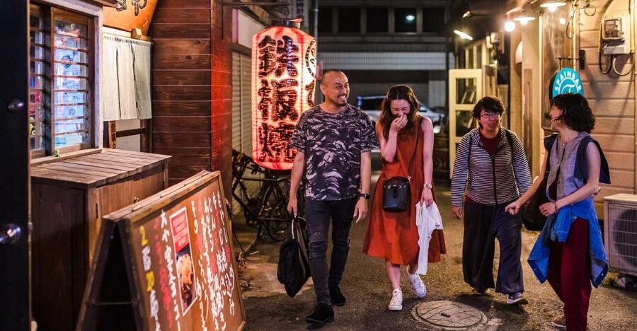 Fukuoka Private and Personalized Walking Tour with a Local - Shrines, temples, and Hakata’s older side