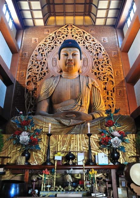 Fukuoka’s Sacred Path: Temples, History & Culture - Tōchōji and the giant wooden Buddha