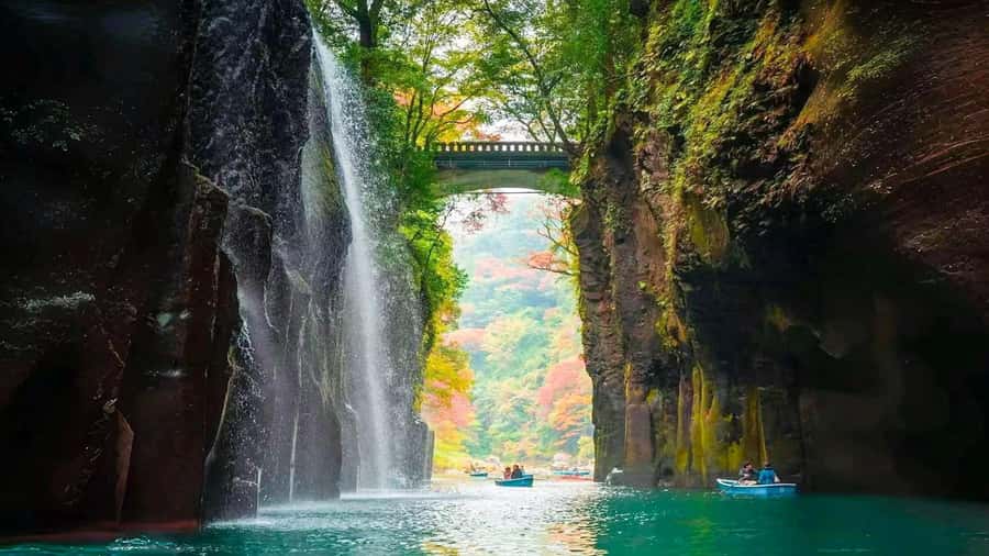 Fukuoka: Takachiho Gorge & Scenic Railway One Day Tour - Should you book the Takachiho day tour?