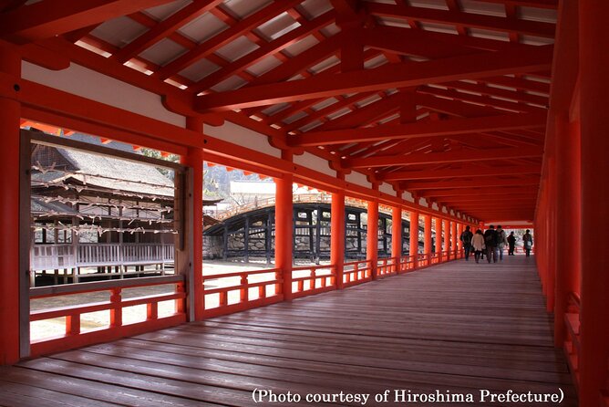 Full Day Hiroshima and Miyajima Bus Tour from Hiroshima - Meeting at Hiroshima Station at 10:10 a.m.
