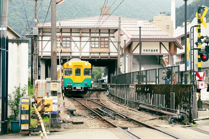 Full Day Tour to Kurobe Gorge and Unazuki Onsen from Kanazawa - Bridges, buddhas, and water you can feel