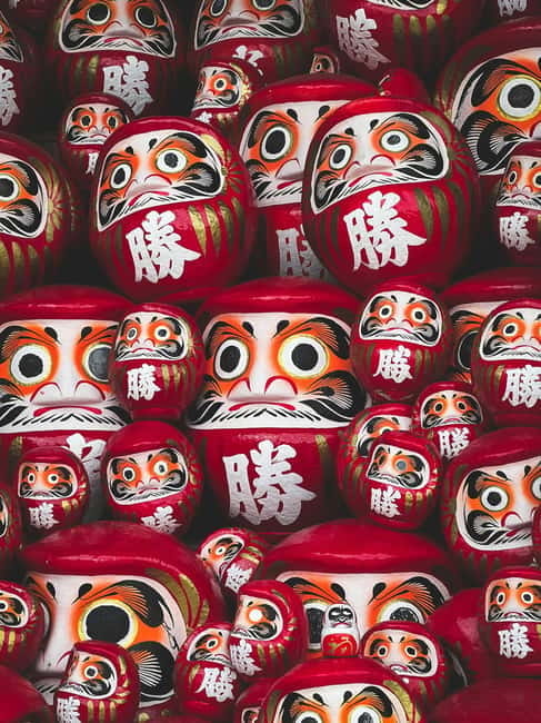 Get to know Minoo from Osaka. Katsuoji Temple, Ryuanji Waterfall and Ryuanji Temple - Why Katsuoji gives this outing its character