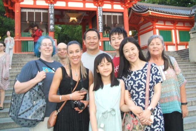 Gion and Fushimi Inari Shrine Kyoto Highlights with Government-Licensed Guide - Kennin-ji and a quick temple finish